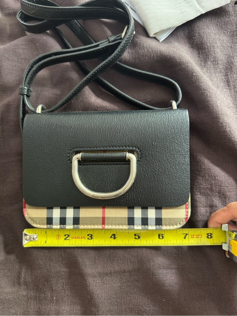 Burberry crossbody mini bag (authentic!!) - Picture 4 of 6